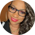 Jearlean Taylor, malli, kirjailija, yrittäjä ja syövästä selviytynyt.